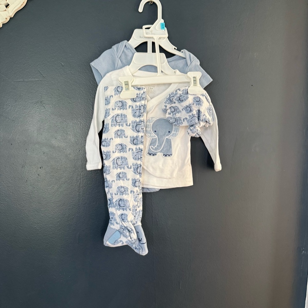 Koala Kids Blue and White Baby Outfit 4 Piece Set